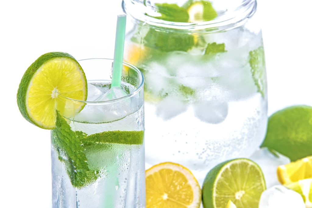 mineral water, lime, mint